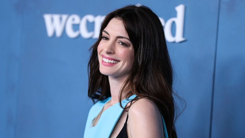 anne hathaway