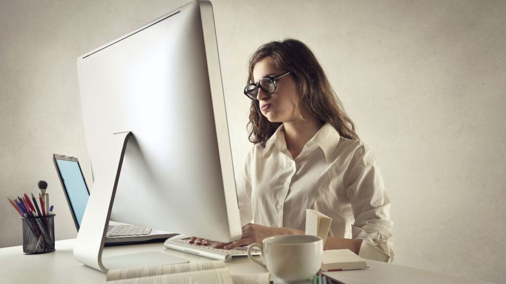 Being Focused woman working at computer in an office