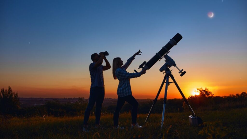 couple stargazing