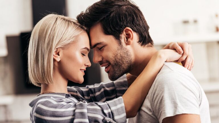 15 Uncomfortable Things Women Are Insecure About That Men Really Fall Head Over Heals For