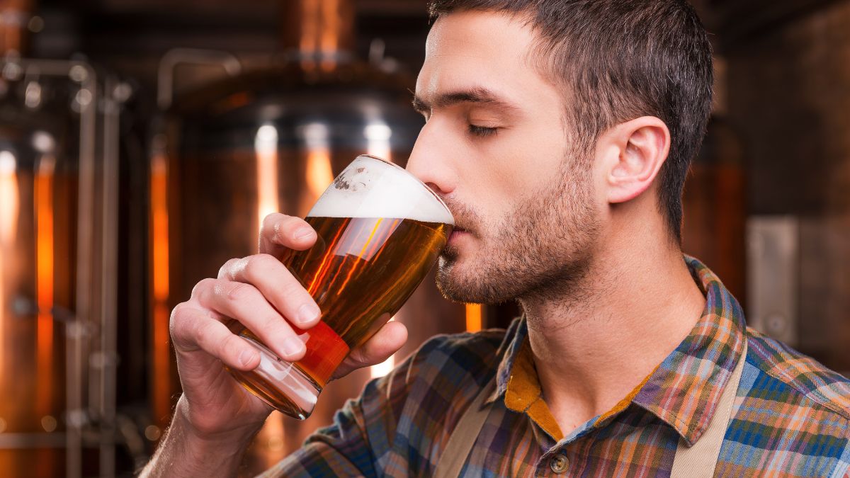 Man drinking a beer