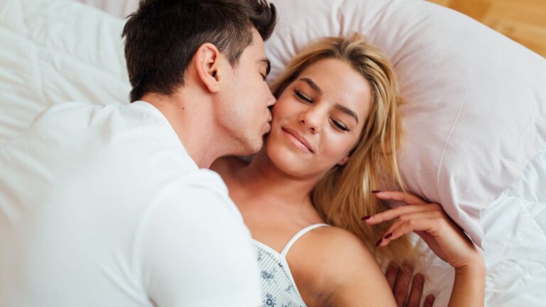 15 Female Self-Perceived Flaws That That Exert a Magnetic Pull on Men