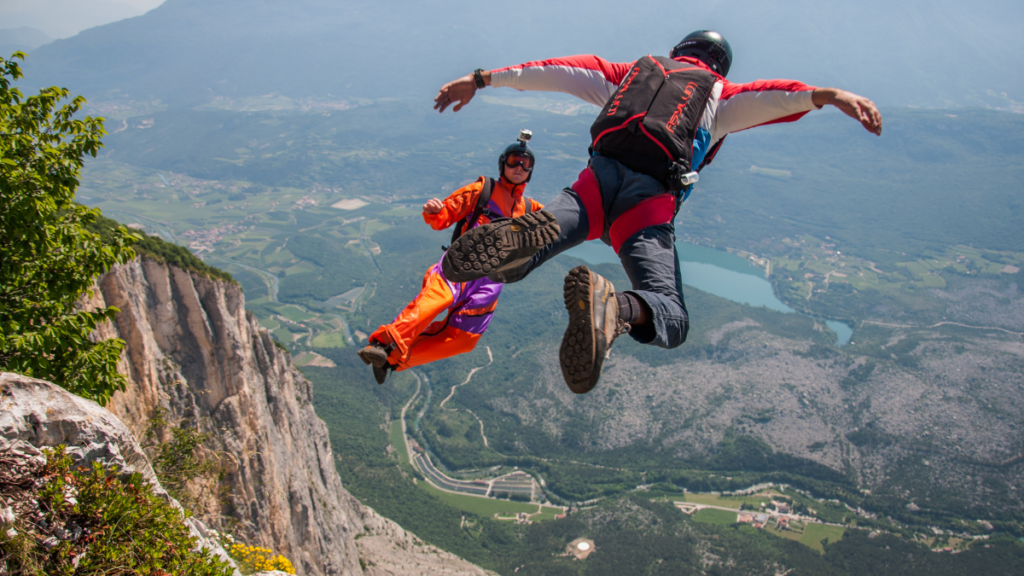 Base Jumping 