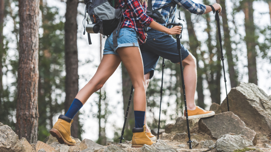 couple hiking. 