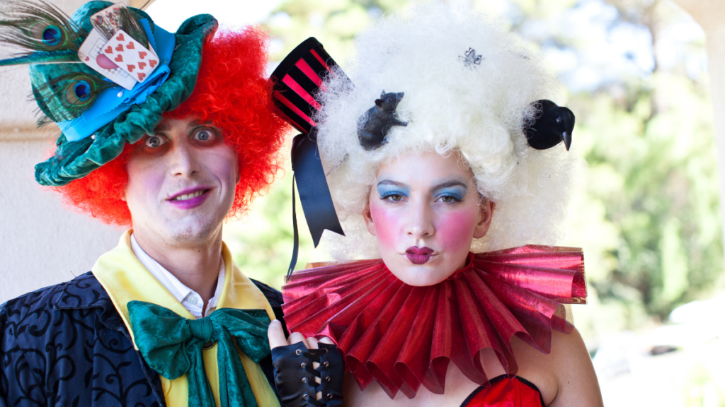 mad hatter and queen of hearts